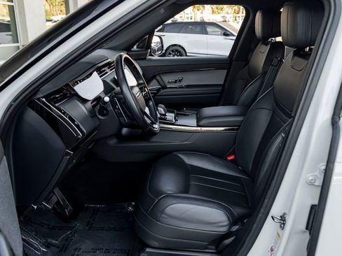 Used 2024 Land Rover Range Rover Sport Dynamic SE image 14