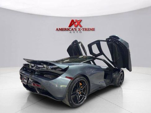 Used 2018 McLaren 720S RWD image 21