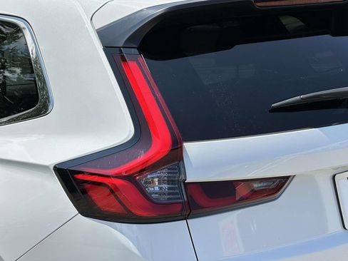 Used 2023 Honda CR-V Sport image 8