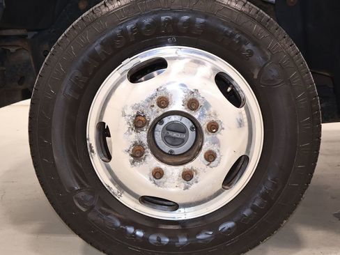 Used 2010 Ford F350 XLT AWD/4WD image 31