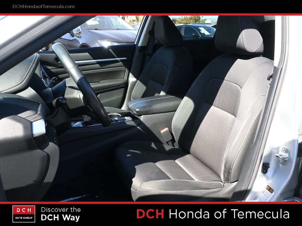 Used 2023 Nissan Altima 2.5 SV w/ SV Premium Package FWD image 18