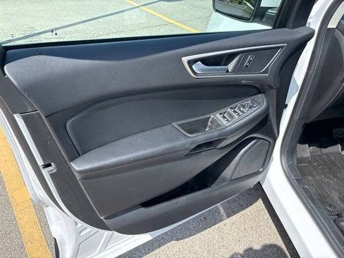Certified 2024 Ford Edge SEL w/ Convenience Package AWD/4WD image 22