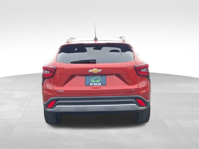 Certified 2024 Chevrolet Trax LT w/ Driver Confidence Package FWD image 4