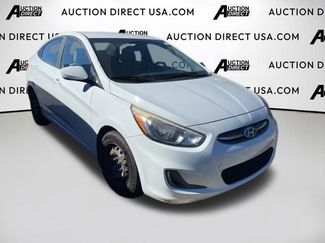 Used 2016 Hyundai Accent SE video 2