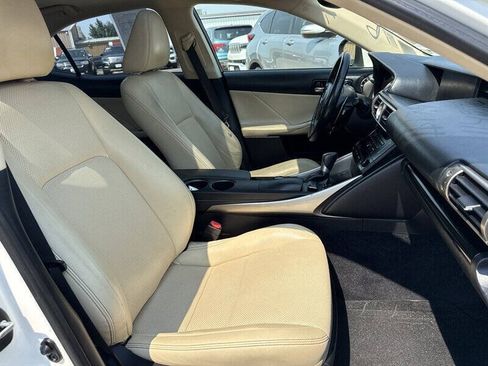 Used 2014 Lexus IS 250 AWD w/ Navigation Package image 22