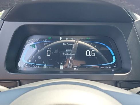 New 2026 Hyundai Elantra Sport FWD image 9