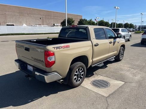 Used 2018 Toyota Tundra SR5 w/ TRD Off Road Package image 5