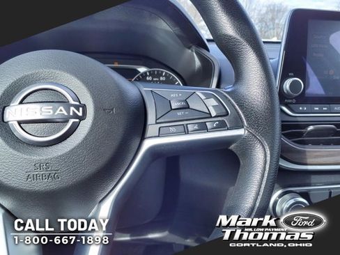 Used 2023 Nissan Altima 2.5 SV image 16