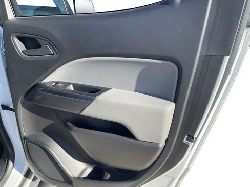 Used 2020 Chevrolet Colorado W/T w/ WT Convenience Package image 18