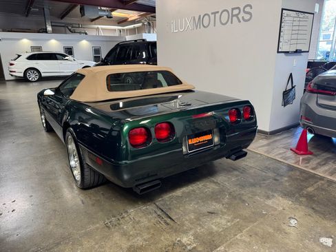 Used 1994 Chevrolet Corvette Convertible RWD image 8
