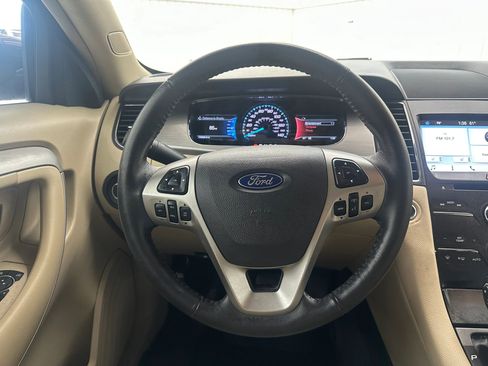 Used 2018 Ford Taurus SEL w/ Equipment Group 201A image 20