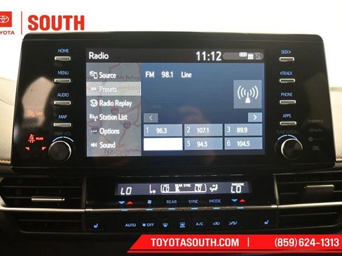 Used 2023 Toyota Sienna XSE w/ XSE Plus Package AWD/4WD image 14
