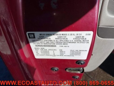 Used 2006 Chevrolet HHR LT image 8