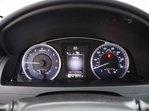 Used 2016 Toyota Camry LE image 27