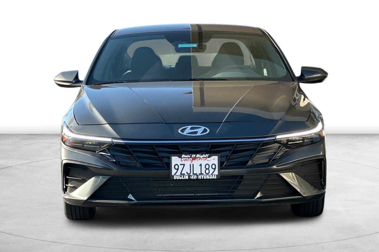 Certified 2026 Hyundai Elantra SE FWD image 12