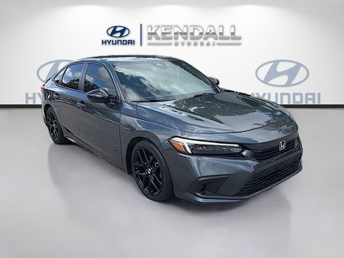 Used 2023 Honda Civic Sport image 1