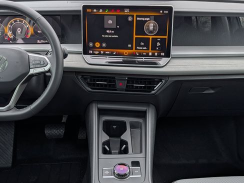 New 2026 Volkswagen Tiguan SE image 11