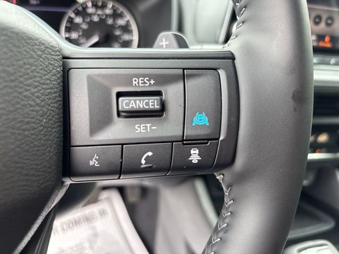 Certified 2026 Nissan Rogue SV AWD/4WD image 24