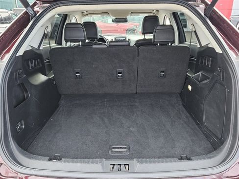 Used 2022 Ford Edge Titanium image 10