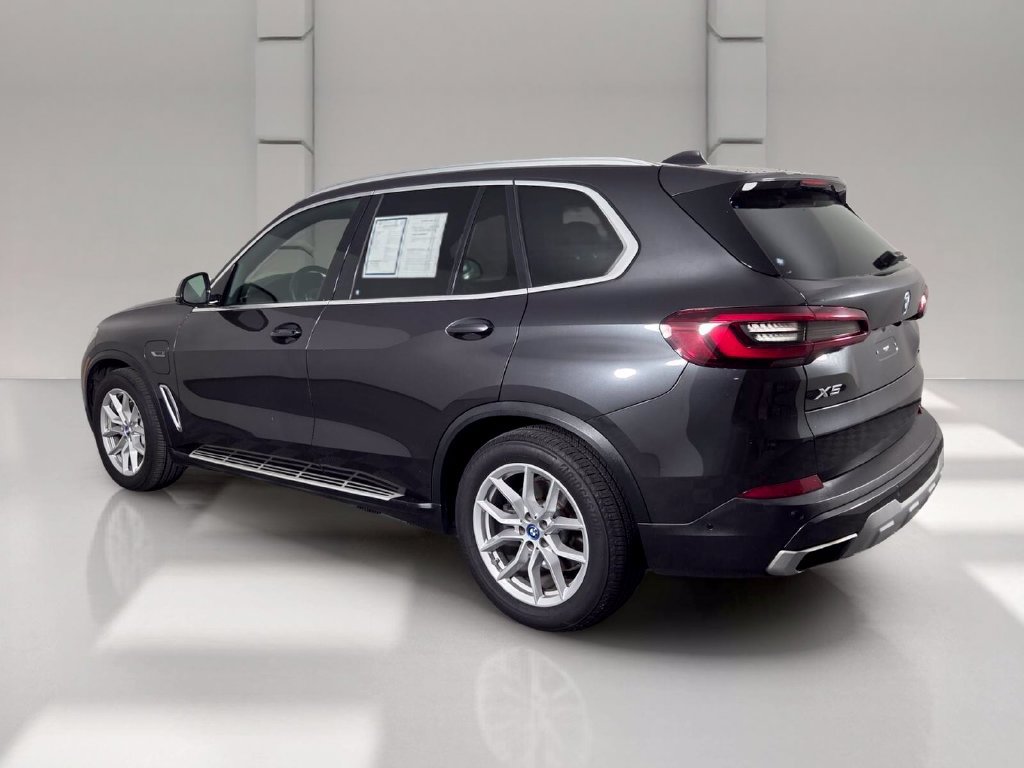 Used 2022 BMW X5 xDrive45e w/ Premium Package AWD/4WD image 6