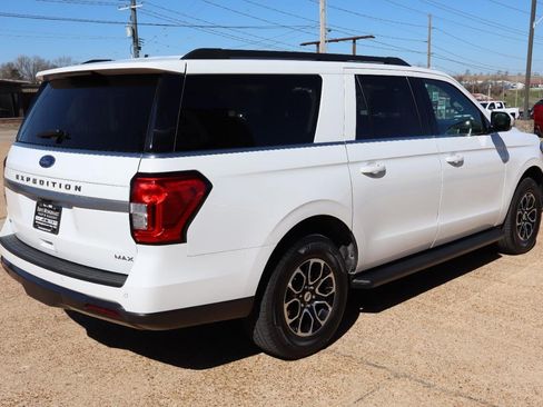 Used 2022 Ford Expedition Max XLT AWD/4WD image 5
