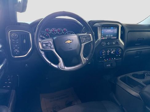 Used 2021 Chevrolet Silverado 1500 LT image 22
