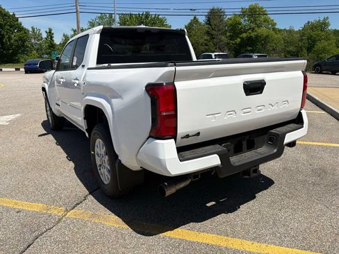 New 2026 Toyota Tacoma SR5 AWD/4WD image 3