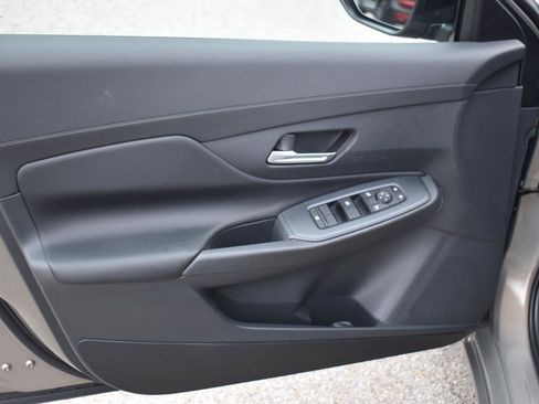 Used 2026 Nissan Sentra SV w/ SV Convenience Package FWD image 20