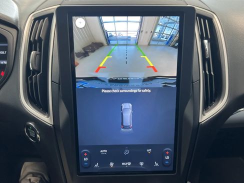 Used 2022 Ford Edge SEL AWD/4WD image 44