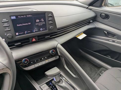 New 2026 Hyundai Elantra Sport image 13