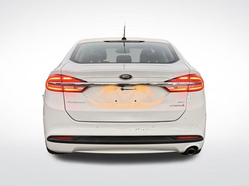 Used 2018 Ford Fusion SE w/ Equipment Group 602A image 7