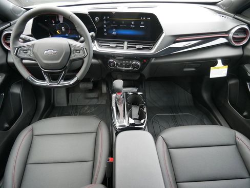 New 2026 Chevrolet Trax RS w/ Driver Confidence Package FWD image 18