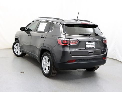 Used 2022 Jeep Compass Latitude w/ Convenience Group FWD image 10