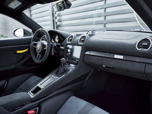 Used 2024 Porsche 718 Cayman GT4 RS w/ Weissach Package image 49