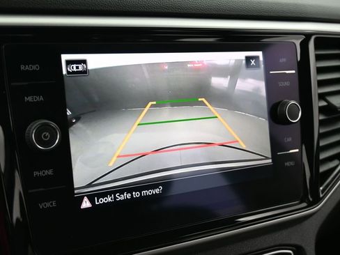 Used 2022 Volkswagen Atlas Cross Sport SE w/ Black Wheel Package image 25