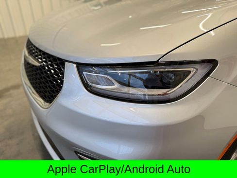 New 2026 Chrysler Pacifica Select FWD image 12