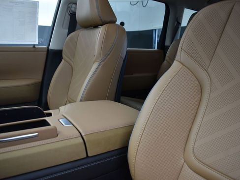 New 2026 INFINITI QX80 Luxe w/ Cargo Package image 14