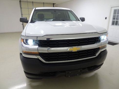 Used 2019 Chevrolet Silverado 1500 W/T w/ WT Convenience Package AWD/4WD image 10