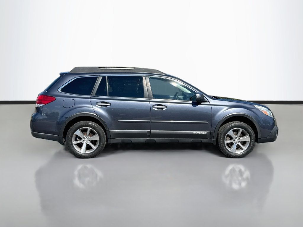 Used 2014 Subaru Outback 3.6R Limited AWD/4WD image 9