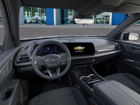 New 2026 Chevrolet Traverse LT w/ Driver Confidence Package image 15