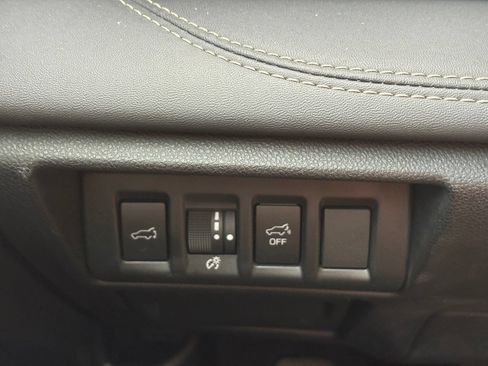 Used 2020 Subaru Outback Limited w/ Popular Package #2 AWD/4WD image 17