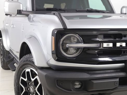 Used 2022 Ford Bronco Outer Banks AWD/4WD image 17