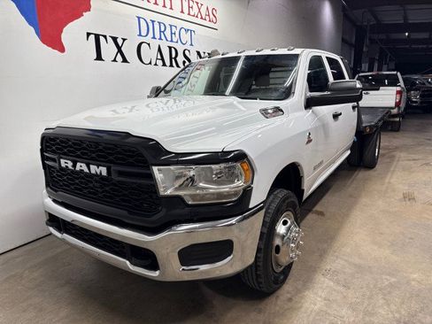 Used 2022 RAM 3500 Tradesman w/ Chrome Appearance Group AWD/4WD image 1