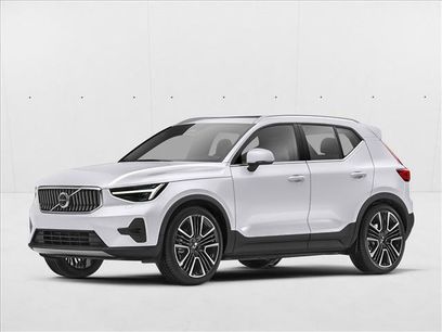 Used 2023 Volvo XC40 B4 Plus w/ Driver Assist Package