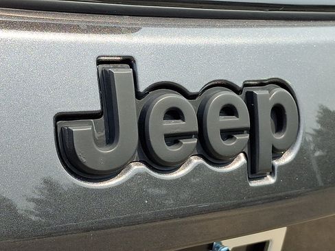 Used 2022 Jeep Compass Limited w/ Sun and Sound Group AWD/4WD image 31