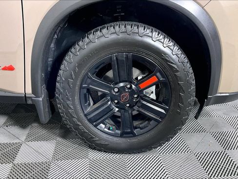 Certified 2025 Nissan Rogue Rock Creek image 11