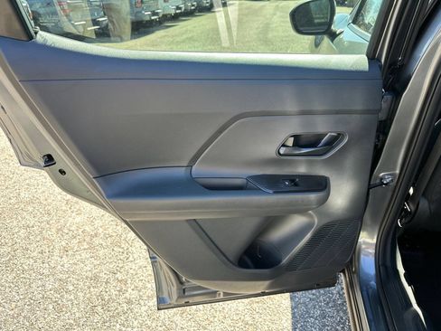 Used 2026 Nissan Kicks S FWD image 21