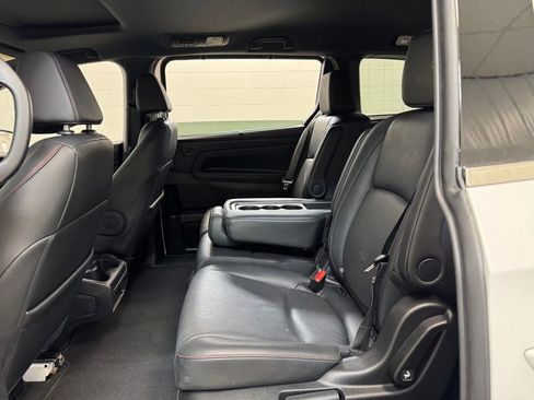 Used 2025 Honda Odyssey Sport-L image 15