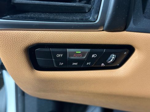 Used 2020 BMW 840i w/ Comfort Seating Package image 15