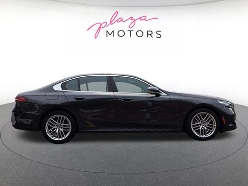 Used 2025 BMW 540i xDrive AWD/4WD image 4
